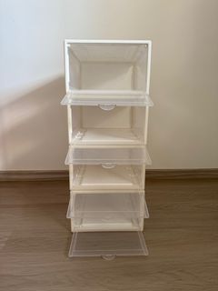 (Category: ) located in . Submitted by happyshopper96 (Listing ID 1379393856, Image 1). Description: .