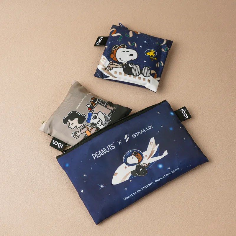 STARLUX Airline Travel Merchandise Snoopy Peanuts Collection