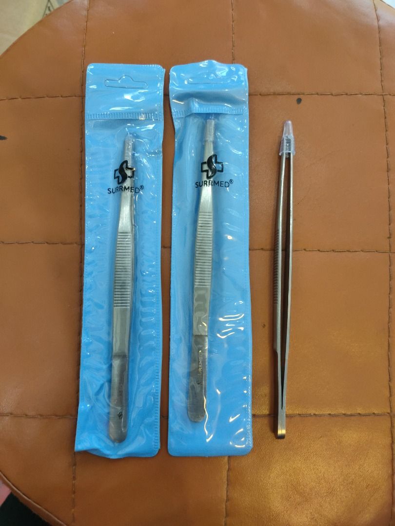 SURGICAL TWEEZERS (Category: Medical Supplies & Tools) located in Quezon City. Submitted by marketings84097 (Listing ID 1379387774, Image 2). Description: .