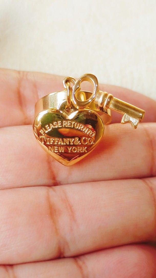 Tiffany & co. Ring from japan (Category: Luxury Accessories) located in Manila. Submitted by osaze_27japanbags (Listing ID 1379523733, Image 2). Description: Tiffany & co. Ring from japan no flaws size adjustable with stamp with gift box kindly pm me.