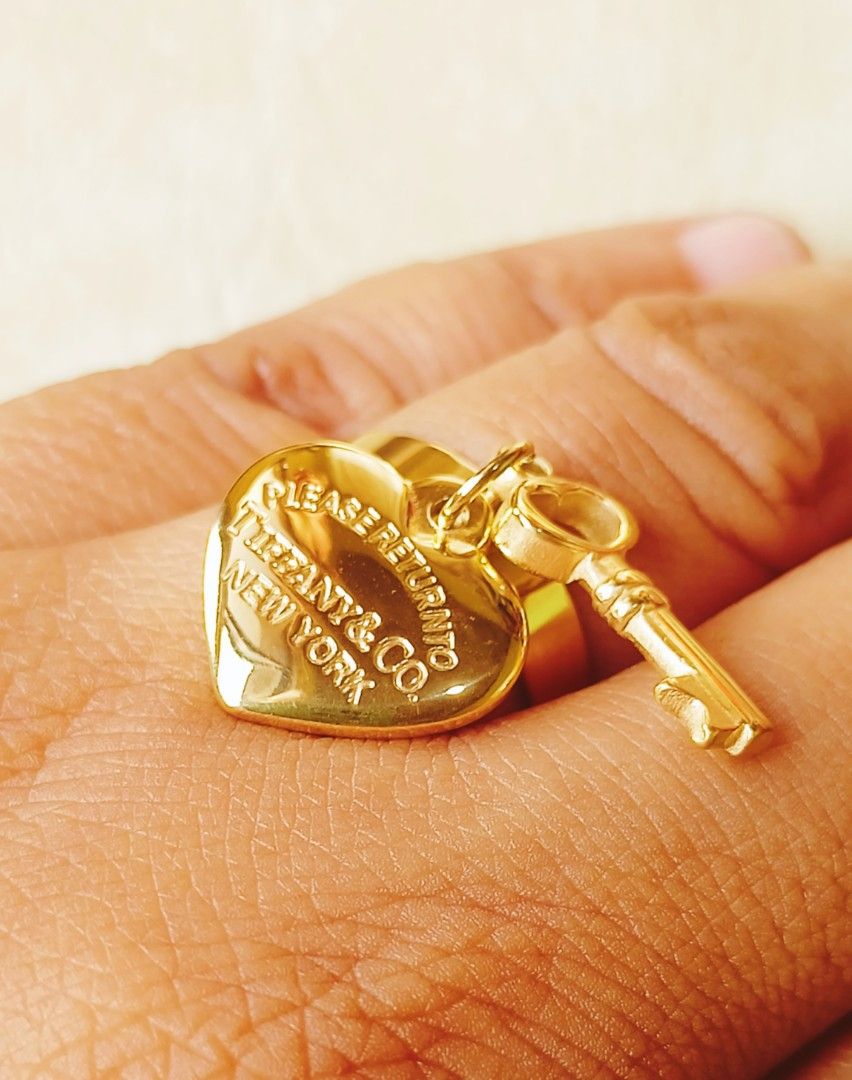 Tiffany & co. Ring from japan (Category: Luxury Accessories) located in Manila. Submitted by osaze_27japanbags (Listing ID 1379523733, Image 1). Description: Tiffany & co. Ring from japan no flaws size adjustable with stamp with gift box kindly pm me.