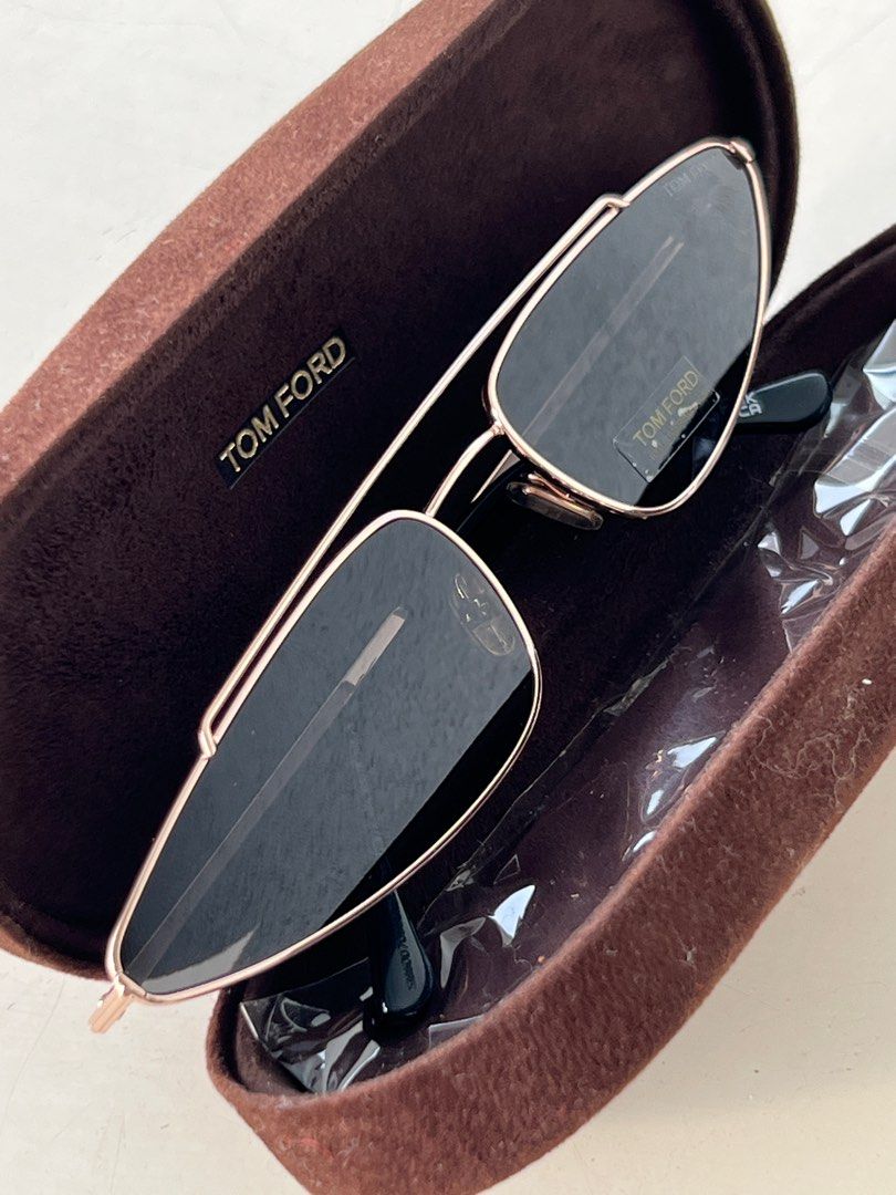 Tom Ford cat eye sunglasses (Category: Luxury Accessories) located in Quezon City. Submitted by raccoonfur (Listing ID 1379446915, Image 3). Description: Never used. Rare piece. .