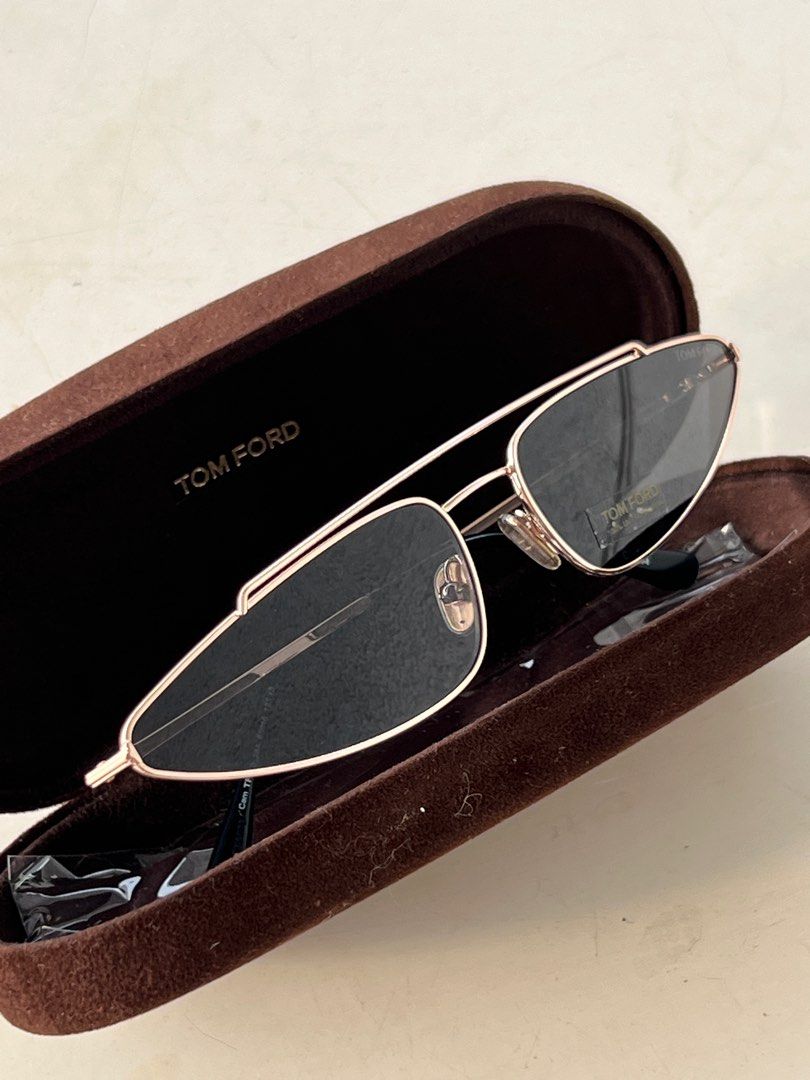 Tom Ford cat eye sunglasses (Category: Luxury Accessories) located in Quezon City. Submitted by raccoonfur (Listing ID 1379446915, Image 1). Description: Never used. Rare piece. .