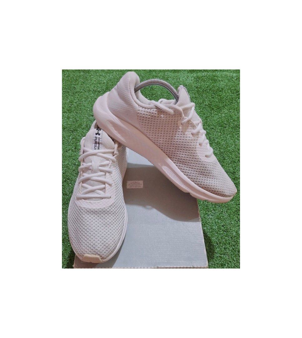 Under Armour Men's 10 | Eur44 | 28cm (Category: Sneakers) located in Danao, Cebu. Submitted by altheaprelovedcorner (Listing ID 1379475685, Image 1). Description: .