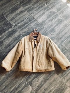 (Category: ) located in . Submitted by rizzythrift (Listing ID 1379344976, Image 1). Description: .