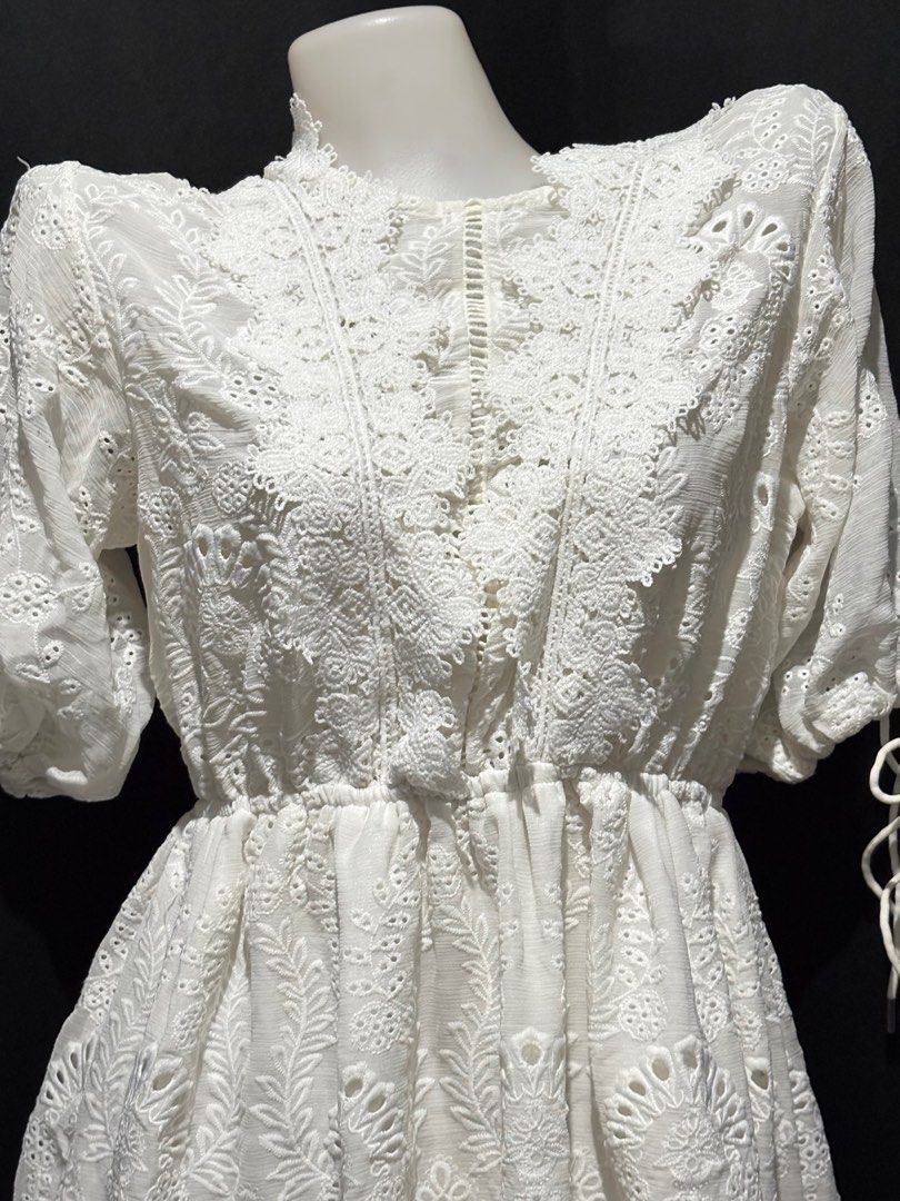 White dress (Category: Dresses) located in Marikina City. Submitted by declutterringggg (Listing ID 1379500447, Image 2). Description: Once used Medium - Large Marikina area Shipping fee- shoulder by the buyer Lalamove or J&T.
