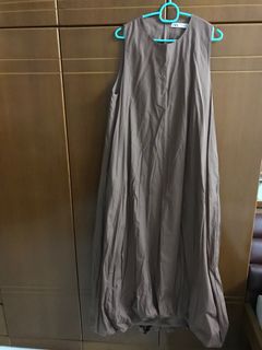 (Category: ) located in . Submitted by cmn_wardrobe (Listing ID 1379503536, Image 1). Description: .