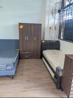(Category: ) located in . Submitted by mintz_beds (Listing ID 1379584930, Image 1). Description: .
