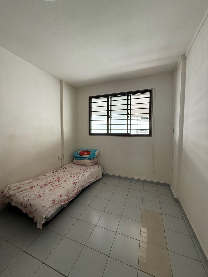 (Category: ) located in . Submitted by moom_sg (Listing ID 1379560472, Image 1). Description: .