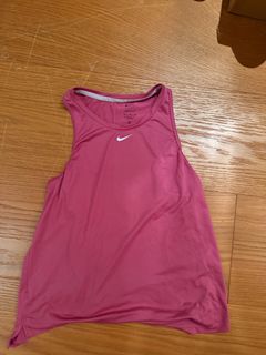 由 nikelover0809 (刊登 ID 1379623501，圖片 1) 提交，位於 的 (類別：)，說明：。