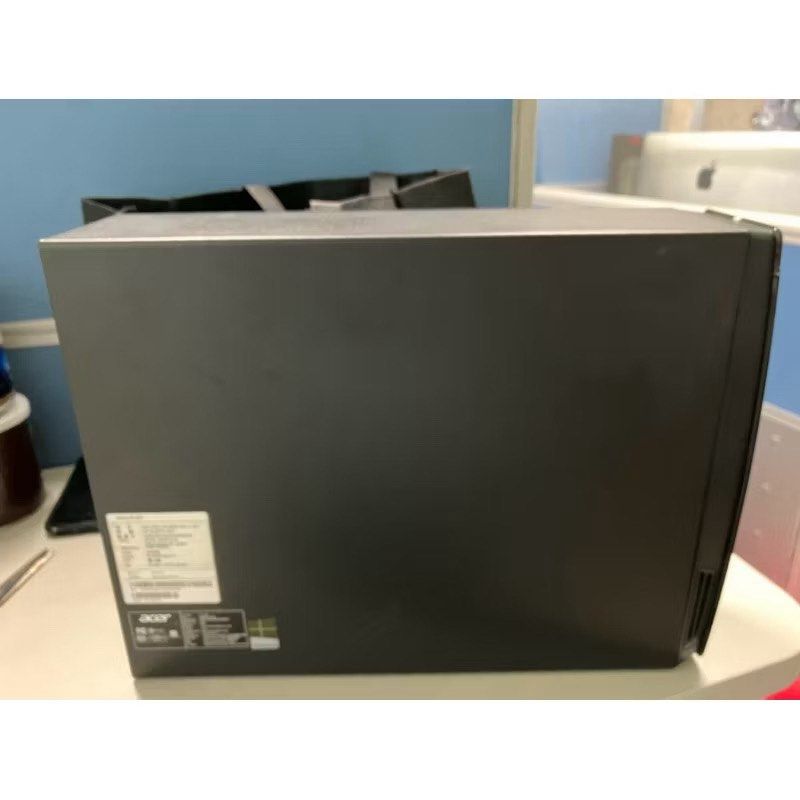 由 chang12344321 (刊登 ID 1379534460，圖片 3) 提交，位於 台北市 (Taipei) 的 ACER Aspire XC-603 Intel Pentium J2900 8G 512G SSD 桌上型電腦 (類別：桌上電腦或筆記型電腦)，說明：功能正常 good condition 。