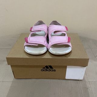 (Kategori: ) berada di . Dikirim oleh saskia604 (ID iklan 1379653505, Gambar 1). Deskripsi: .