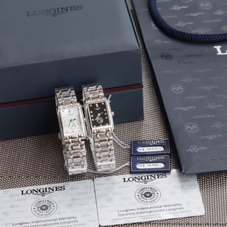 (Category: ) located in . Submitted by luxurycloset.shop (Listing ID 1379577363, Image 1). Description: .