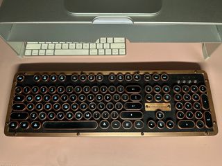 （分類：）位於 。 由 anthonybb 提交（商品編號 1379708564，圖片 1）。簡介： 。