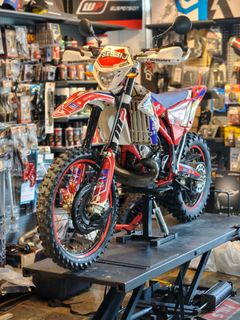(Category: ) located in . Submitted by ThumperMotorsports (Listing ID 1379626654, Image 1). Description: .