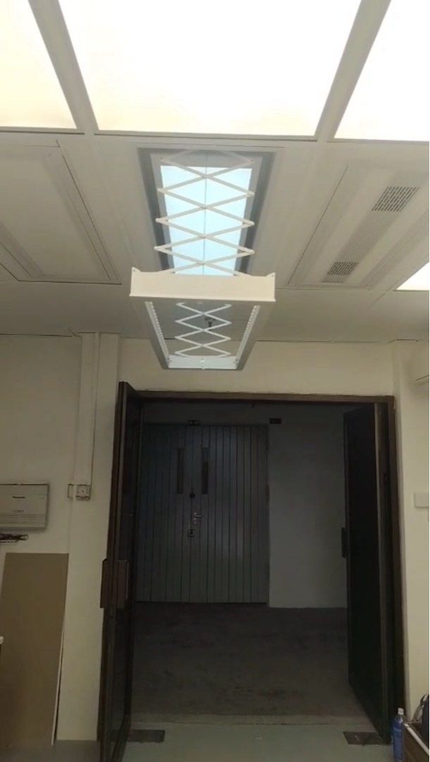 Ceiling Mounted Clothes Drying Rack