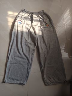 (Kategori: ) berada di . Dikirim oleh bismillah_thrifting (ID iklan 1379601452, Gambar 1). Deskripsi: .