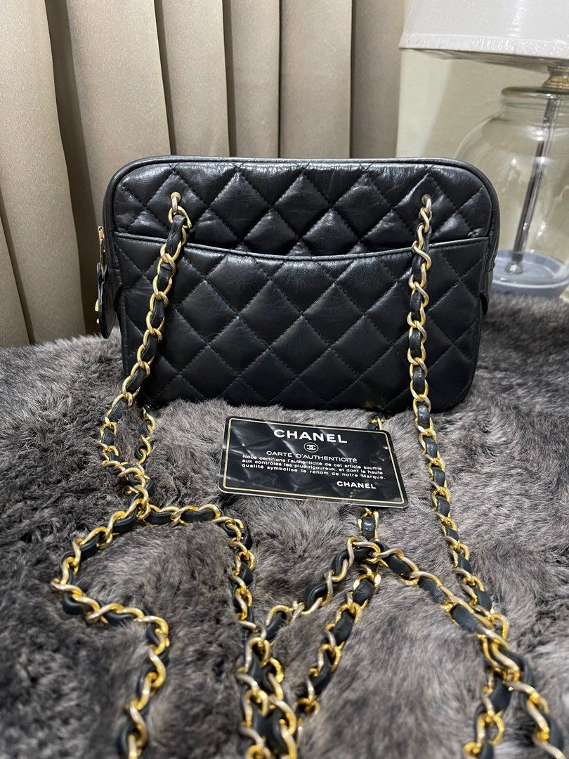 Chanel Matelasse Chain Bag (Category: Luxury Bags & Wallets) located in Quezon City. Submitted by theluxurycityph. (Listing ID 1379552035, Image 2). Description: Chanel Matelasse Shoulder Chain Bag crossbody Holo Intact and card We are delighted to let you know that we are now accepting Credit Cards, Debit Cards, and Mobile Payment Apps. Shopping just got easier! 💛 Buy Now Pay Later 3 Months 0% Interest Installment for BDO Cards *additional 5% b