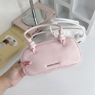 (Category: ) located in . Submitted by pinkvault (Listing ID 1379608574, Image 1). Description: .