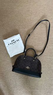 (Kategori: ) berada di . Dikirim oleh sauradhaniapreloved (ID iklan 1379539356, Gambar 1). Deskripsi: .