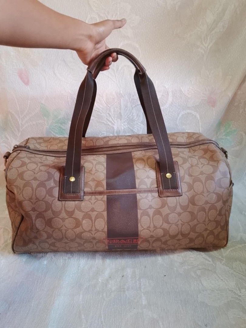 COACH TRAVELLING BAG (Category: Luxury Bags & Wallets) located in Tuguegarao City. Submitted by starzeke (Listing ID 1379608786, Image 1). Description: Pakibasa po‼️ ❤️Dear Buyers💚 Hindi ako makareply sa inyo, nakalimit kasi message sa carousel, nababasa ko lang cia. hanapin nio na lang po sa fb parehong pangalan po nakalagay sa profile pics. Pm nio ako dun and your Tawad☺️ -Starzeke Thriftshop and Japan Anikz.