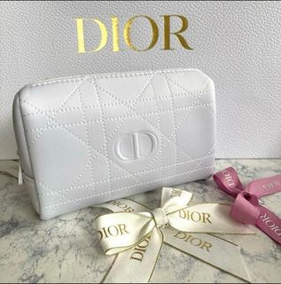 (Category: ) located in . Submitted by buysellcloset (Listing ID 1379641949, Image 1). Description: .