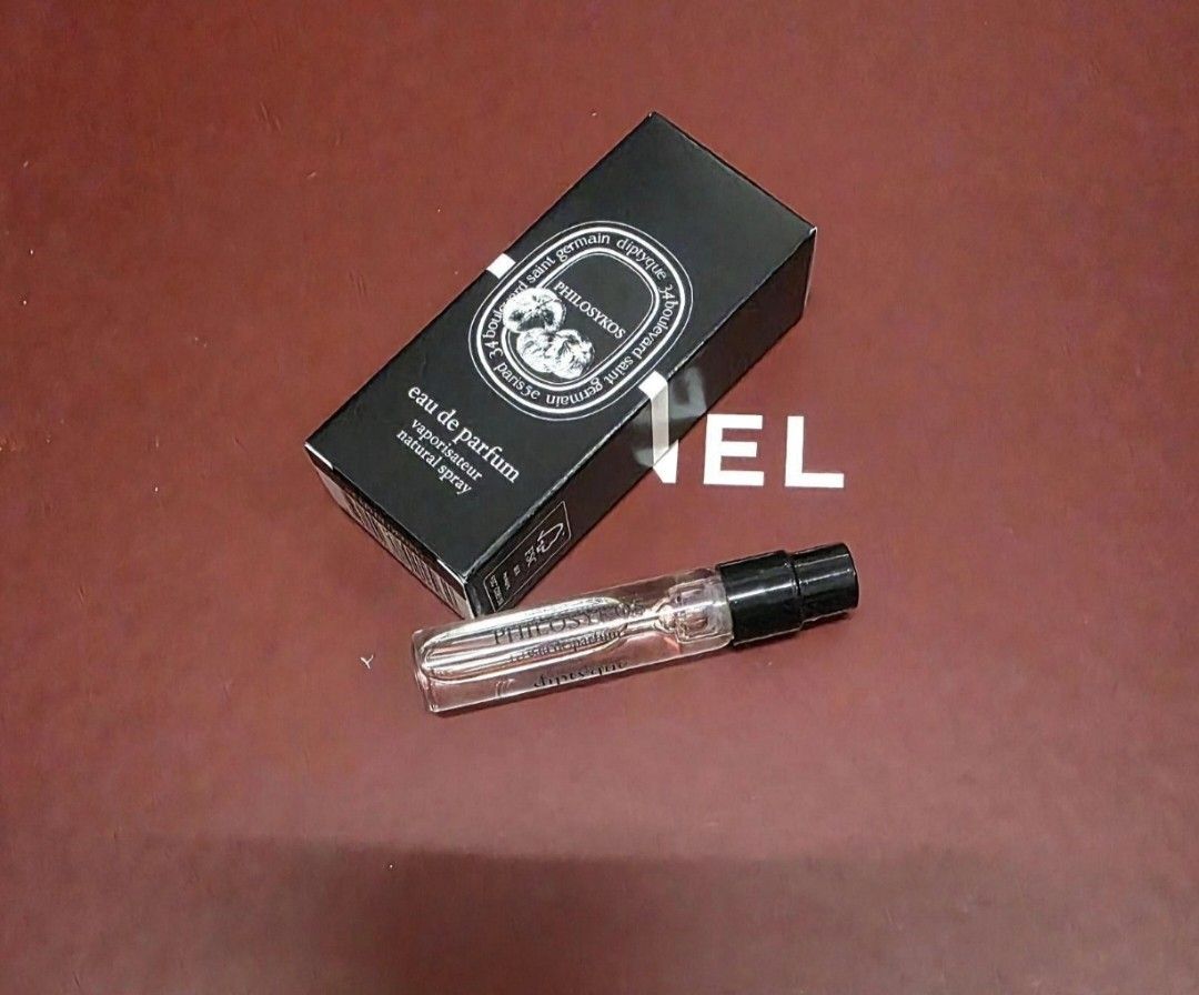 由 aylc9617 (刊登 ID 1379626177，圖片 1) 提交，位於 台中市 (Taichung) 的 全新diptyque 希臘無花果淡香精2ml/專櫃帶回/中文標 (類別：香水、體香劑)，說明：全新diptyque 希臘無花果淡香精2ml/專櫃帶回/中文標~實品拍攝/百貨公司專櫃帶回/效期2029-5。