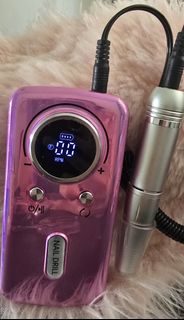(Category: ) located in . Submitted by eshiacosmetics (Listing ID 1379540290, Image 1). Description: .