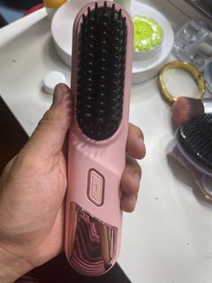 (Category: ) located in . Submitted by Arissa_Closet (Listing ID 1379690045, Image 1). Description: .