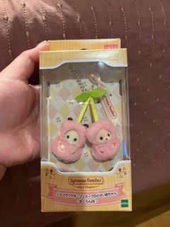 (Category: ) located in . Submitted by eunices.closet (Listing ID 1379702304, Image 1). Description: .