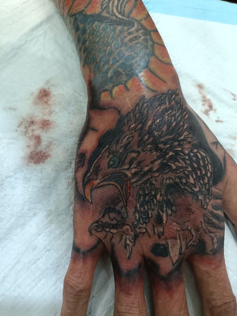Eric Tattoos World, Hobbies & Toys, Stationery & Craft, Handmade Craft ...