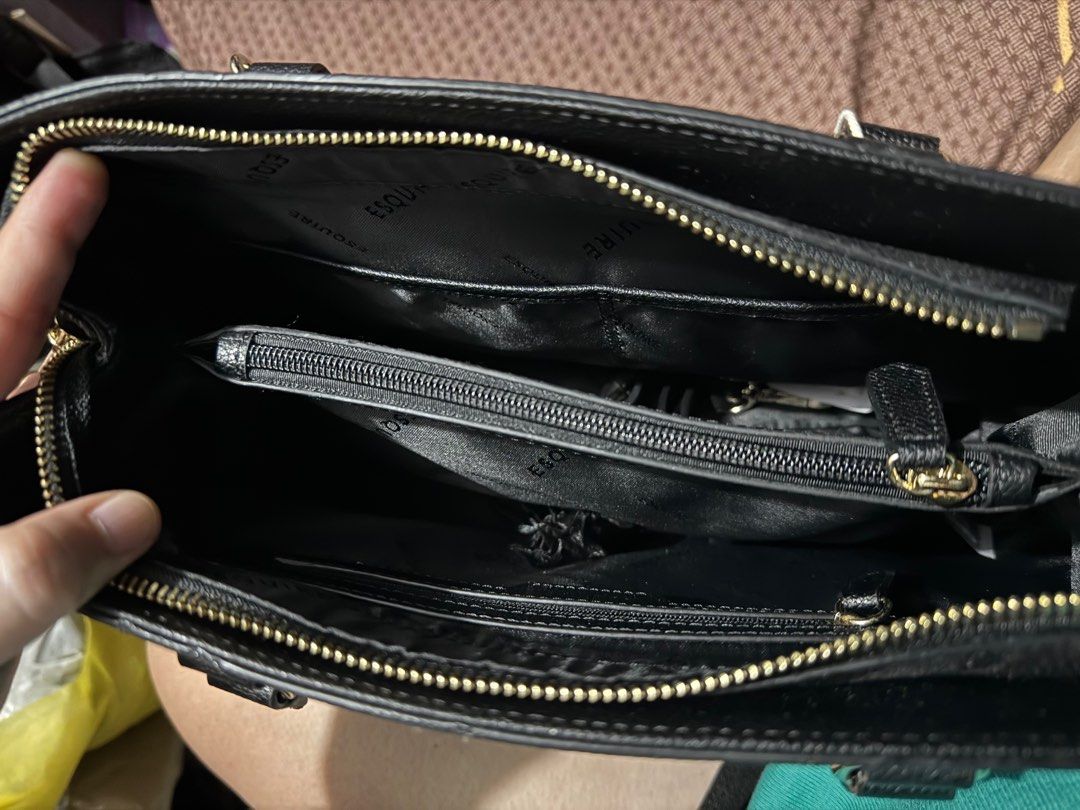 Esquire two way bag (Category: Cross-body Bags) located in Valenzuela. Submitted by ryu12 (Listing ID 1379599888, Image 3). Description: Almost new Original Esquire bag. Hand bag or sling bag. With strap. Shipping fee shoulder by the buyer. Thank you!.
