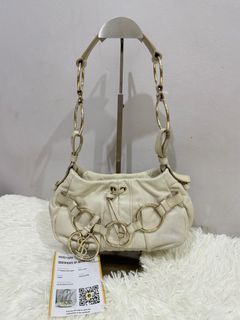 (Kategori: ) berada di . Dikirim oleh mentari_luxury (ID iklan 1379687340, Gambar 1). Deskripsi: .