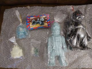 （分類：）位於 。 由 welovearttoy 提交（商品編號 1379666380，圖片 1）。簡介： 。