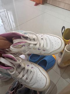 (Category: ) located in . Submitted by kaushalya.ranaweera (Listing ID 1379563678, Image 1). Description: .
