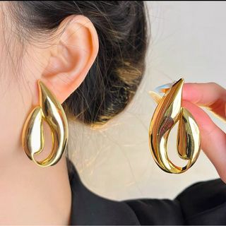 (Category: ) located in . Submitted by stylexaddicts (Listing ID 1379627991, Image 1). Description: .