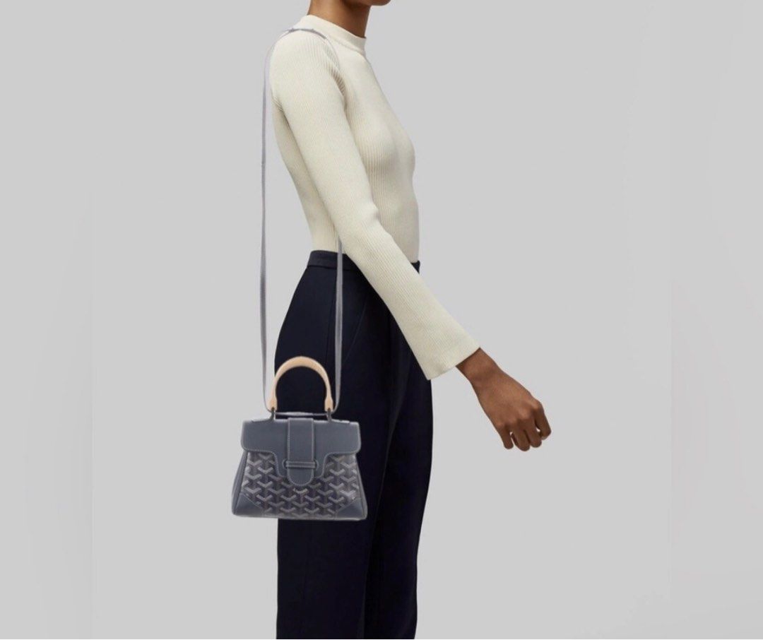 Goyard Saigon mini (Category: Luxury Bags & Wallets) located in Quezon City. Submitted by rarebagsfrmjapan (Listing ID 1379701249, Image 1). Description: PERFECT GIFT OR GIVEAWAYS REWARD UR SELF OR LOVE ONES AT LEAST ONCE A YEAR !!! 𝐃𝐈𝐒𝐂𝐋𝐀𝐈𝐌𝐄𝐑: we are 𝐧𝐨𝐭 𝐚𝐬𝐬𝐨𝐜𝐢𝐚𝐭𝐞𝐝 𝐰𝐢𝐭𝐡 𝐭𝐡𝐞 𝐛𝐫𝐚𝐧𝐝𝐬 𝐭𝐡𝐚𝐭 𝐚𝐫𝐞 𝐥𝐢𝐧𝐤𝐞𝐝 𝐚𝐧𝐝 𝐬𝐭𝐚𝐭𝐞𝐝 𝐢𝐧 𝐭𝐡𝐢𝐬 𝐩𝐨𝐬𝐭. 𝐀𝐥𝐥 𝐫𝐢𝐠𝐡𝐭𝐬 𝐚𝐫𝐞 𝐫𝐞𝐬𝐞𝐫𝐯𝐞𝐝 𝐭𝐨 𝐢𝐭𝐬 𝐨