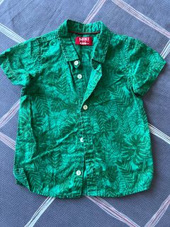 (Category: ) located in . Submitted by anna.wardrobes (Listing ID 1379558341, Image 1). Description: .