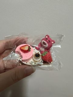 (Category: ) located in . Submitted by din.din.dinky (Listing ID 1379549422, Image 1). Description: .