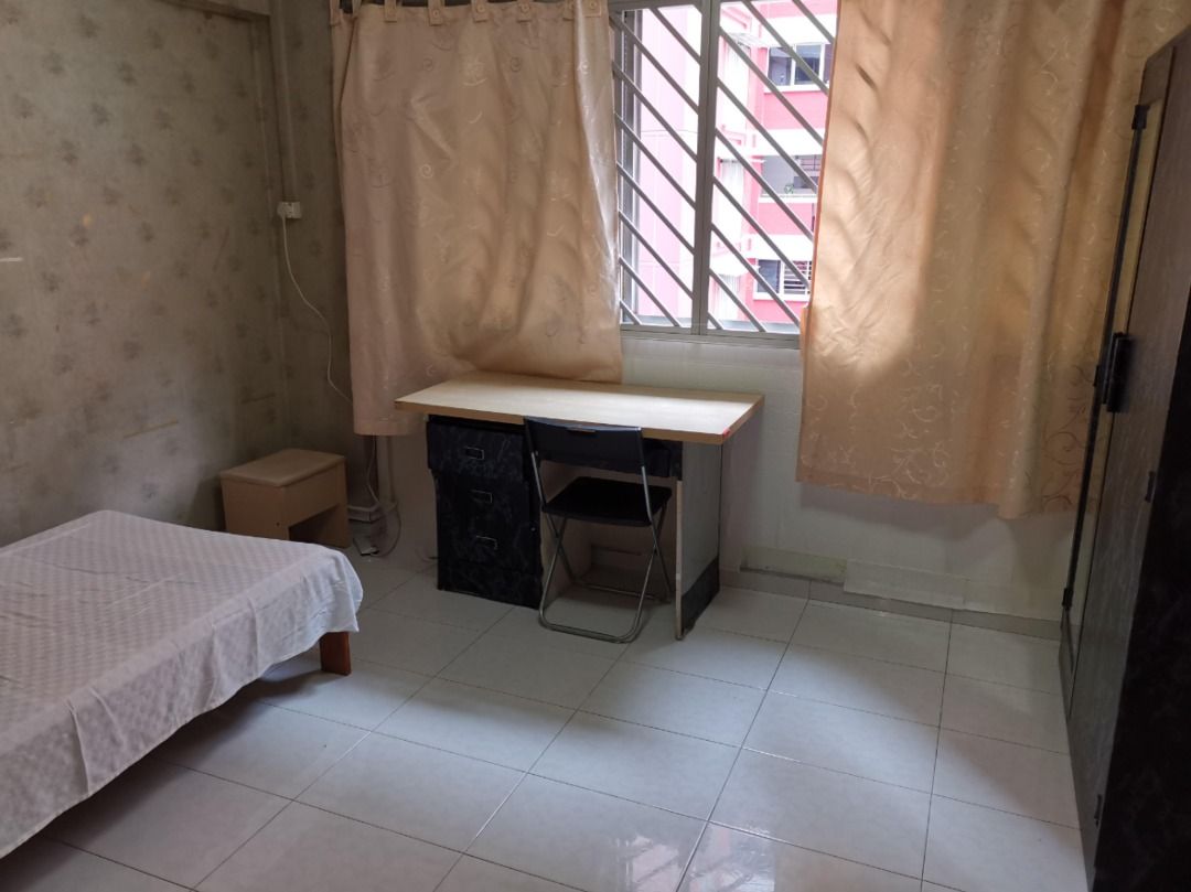 HDB Flat for Sale - 3 Bedrooms, Near Amenities63225678310657114