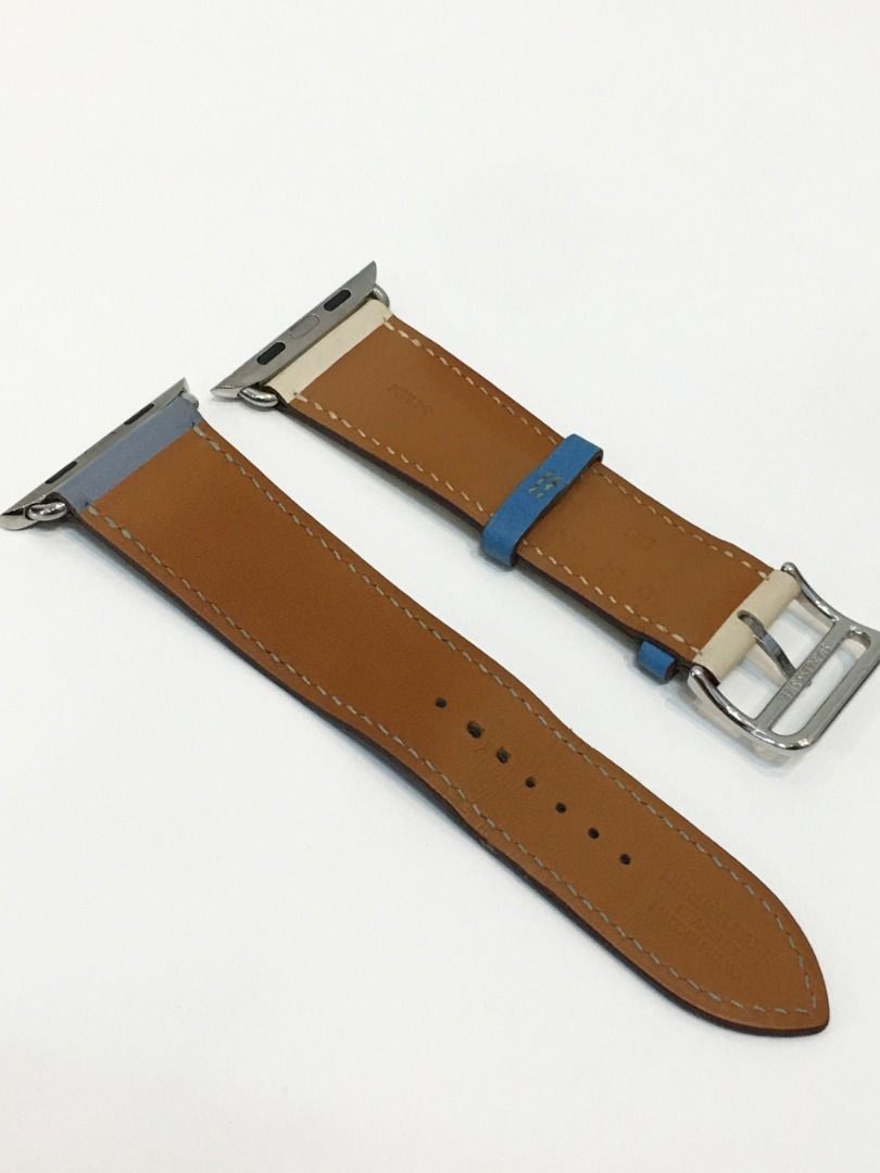 HERMES Apple Watch Strap (Pre-owned Authentic) (Category: Luxury Watches) located in Santa Rosa. Submitted by brandieshoppe (Listing ID 1379618201, Image 3). Description: ✅ Authentic/Original Preloved ✅ From Japan Auction ✅ Money-Back Guarantee If Proven Fake ✅ In Excellent Condition ✅ Message Us For More Details *Open Also for Layaway Terms #01158.
