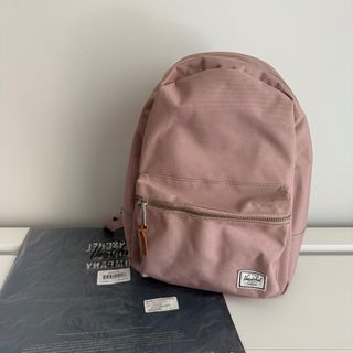 （分類：）位於 。 由 hkenchanted 提交（商品編號 1379557048，圖片 1）。簡介： 。