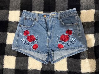 (Category: ) located in . Submitted by yangyang7 (Listing ID 1379576772, Image 1). Description: .