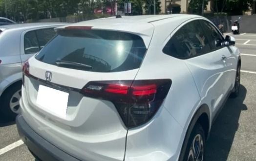 由 vivian19932004 (刊登 ID 1379613257，圖片 1) 提交，位於 新北市 (New Taipei) 的 Honda HR-V 2019款 白色 (類別：汽車出售)，說明：💥認證中古車歡迎你來帶回家💥 💥車輛應有盡有趕緊來搶便宜💥 ⚠️車商賣車 同行勿擾⚠️ ⬇️車輛資訊⬇️ 🔶Honda HR-V 2019款 白色 🔶里程:6萬 🔶燃料:汽油 🔶年份:2019 🔶排氣:1.8L 🔶變速:手自排 🔶驅動:2WD 🔶乘客數:5門5座 ⭕合格認證⭕專業鑑定⭕檢定報告 📌五大保證↘️ 無泡水、無事故、無AB接合車、里程保證、無計程車 📌五大保固↘️ 引擎、方向機、變速箱、發電機、啟動馬達 🔥🔥買好車找上游最便宜🔥🔥 🎈均有第三方權威認證🎈 🎈超優質一手清倉特價🎈 ♠️車況超美不怕你看 ♥️還可配合萊茵鑑定 ♦️里程公開透明無調表 ♣️一條龍服務包您滿意 💯只要車況與認證表不符、可退車並全額退費❣️ ✅可分期✅可貸款✅配合多