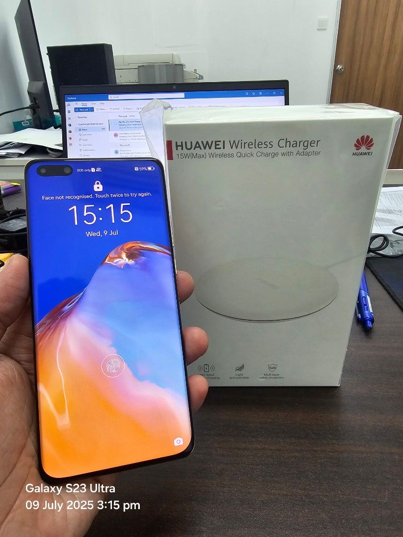 Huawei P40 Pro 256GB Blush Gold (Category: Huawei) located in Singapore. Submitted by cplecple (Listing ID 1379107303, Image 2). Description: Huawei P40 Pro 256gb Gold color phone is look new and functional is perfect . Battery,Screen, Camera,etc all very well. come with new Huawei wireless charger. Price is 299$.