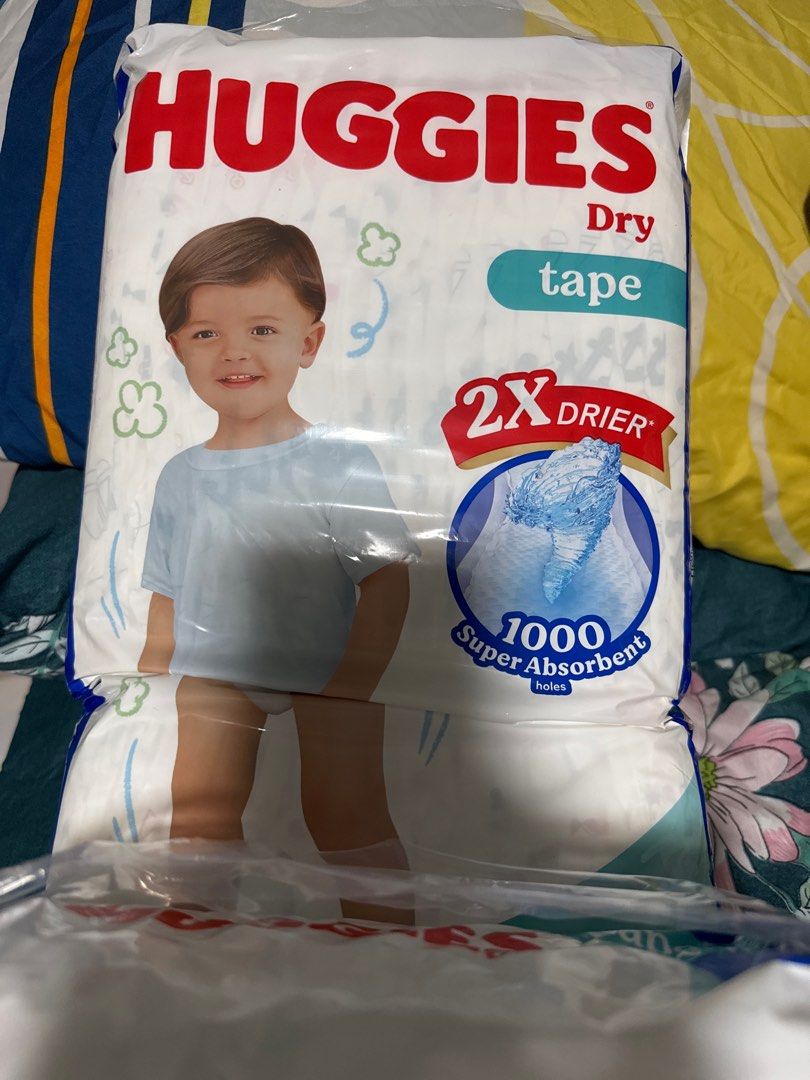 Huggies Dry Tape Diapers XXL (Category: Diapers & Baby Wipes) located in Singapore. Submitted by Ireneazariah (Listing ID 1379672646, Image 1). Description: Selling 3 pack of Huggies Dry Tape diapers in XXL size. Each pack contains 38 diapers. These diapers are designed with 2X drier technology and 1000 super absorbent holes for maximum comfort and dryness. Perfect for your little one! Negotiable .