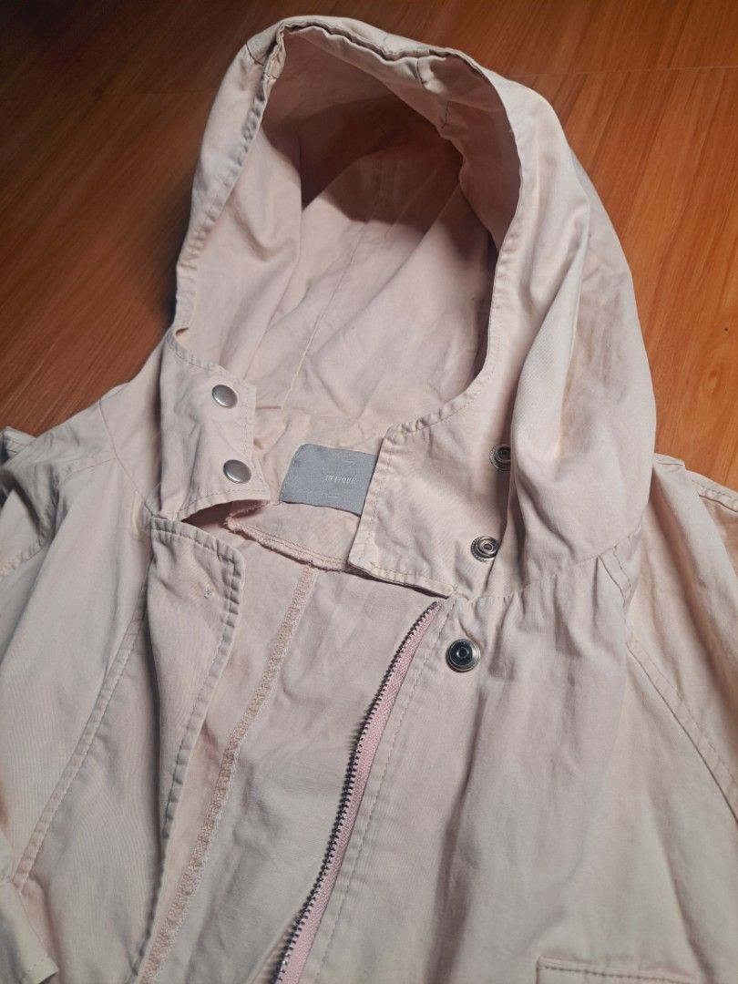 Intique Blush pink off white Hooded Jacket (Category: Coats, Jackets and Outerwear) located in Angat. Submitted by Khyriosity (Listing ID 1379698620, Image 2). Description: Brand: Intique Hooded Jacket / Coat Blush pink with pink zipper lining Adjustable waist Pretty long length wise Sleeves are bit shorter Dm if interested for specific measurements.