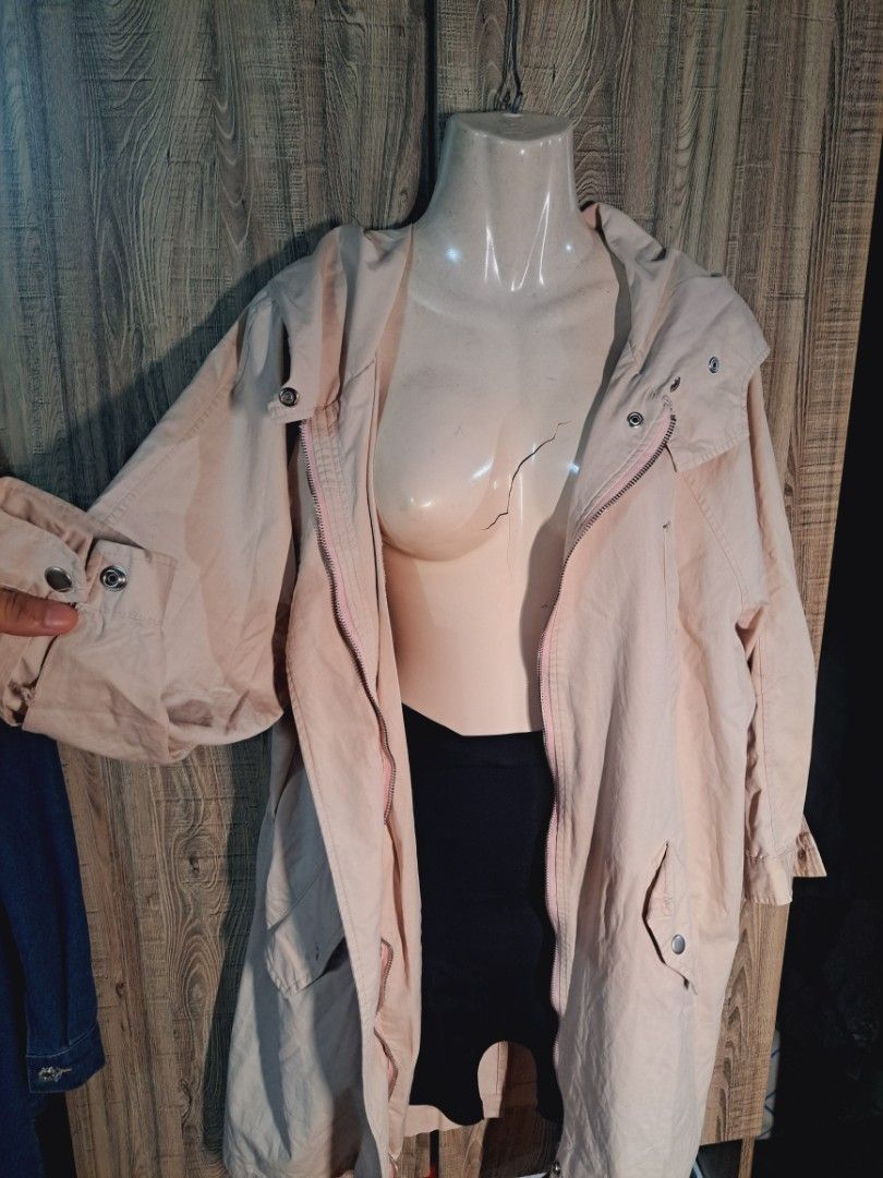 Intique Blush pink off white Hooded Jacket (Category: Coats, Jackets and Outerwear) located in Angat. Submitted by Khyriosity (Listing ID 1379698620, Image 1). Description: Brand: Intique Hooded Jacket / Coat Blush pink with pink zipper lining Adjustable waist Pretty long length wise Sleeves are bit shorter Dm if interested for specific measurements.