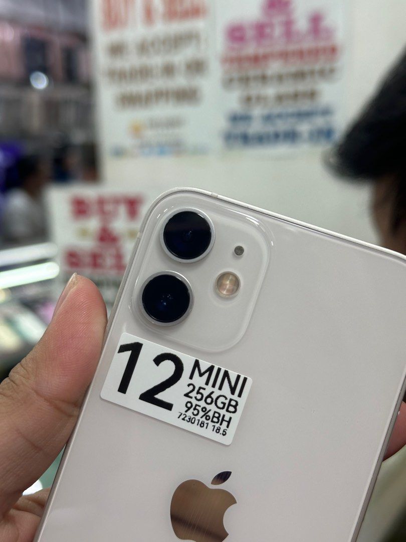 iPhone 12 Mini 256GB Factory Unlock No Issue Secondhand (Category: iPhone 12 Series) located in Pasig City. Submitted by FarAndRayShop (Listing ID 1379593008, Image 2). Description: OPEN FOR SWAP/SELLING/BUYING (RFS: Buy and Sell) Price: 15,499 iPhone 12 Mini 256GB •Factory Unlock •NO HIDDEN ISSUES •TEST TO SAWA •Authentic Phone Physical store in Greenhills Shopping Center XC-07 Stall Number Look For Rayray Or Anika NO CASH INSTALLMENT We are ope