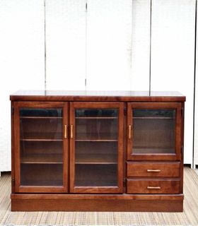 (Category: ) located in . Submitted by FurnitureGallery (Listing ID 1379688232, Image 1). Description: .